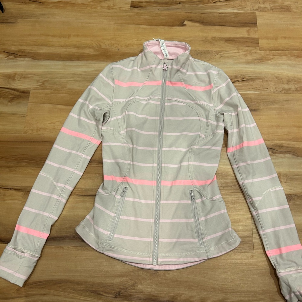Lululemon define jacket, gray with pink stripes